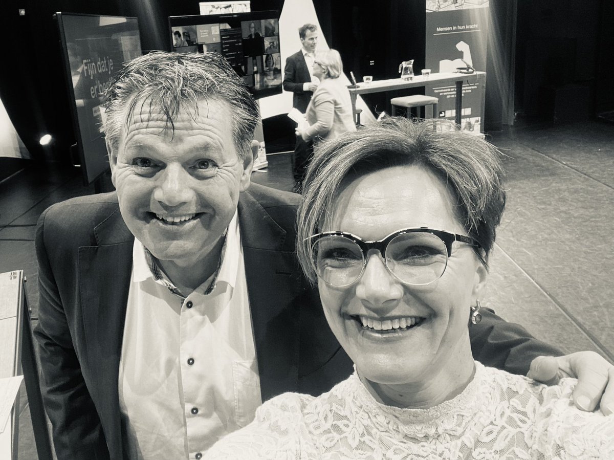 En wat heb je afgelopen week gedaan? Nou, naar naar de <a href="/deschalm/">De Schalm Veldhoven</a> geweest voor een uitzending en meegeholpen bij de Sint. En wat voor werk doe jij? Only at @Ergon_040! I love it