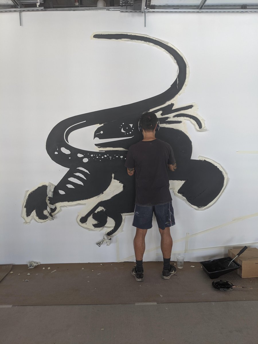 thetogetherband's tweet photo. Iconic Brazilian street artist Speto is at the @jvn vegan hair salon, creating a captivating mural of Frankie the Dinosaur - the mascot for the Don't Choose Extinction campaign.
-
#artbaselmiamibeach #speto #art #jvn #dontchooseextinction https://t.co/MJWDY4Lllc