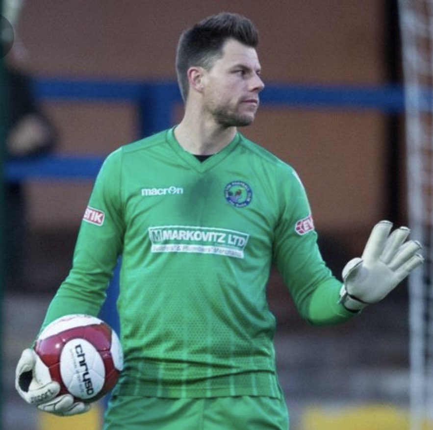 Had some great times at both <a href="/drfc_official/">Doncaster Rovers FC</a> &amp; <a href="/Buxton_FC/">Buxton Football Club</a>🧤⚽️ 
All the best today, let’s have you in the hat for next round🎩
#EmiratesFACup