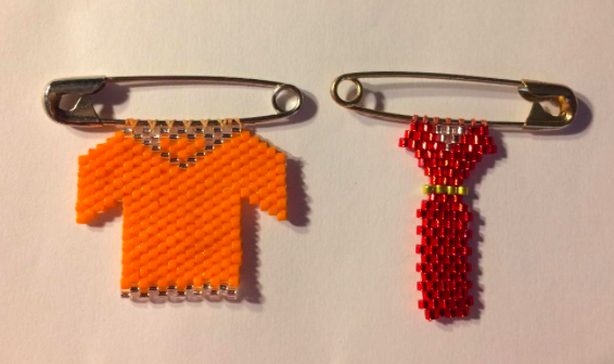 FSIS (@famsisterspirit) on Twitter photo DECEMBER SALE <3 #FSIS
Orange T shirt ~ $20.00
Red Dress ~ $20.00
EMT familiesofsistersinspirit@gmail.com
#residentialschoolawareness #nomorestolensisters DECEMBER SALE <3 #FSIS
Orange T shirt ~ $20.00
Red Dress ~ $20.00
EMT familiesofsistersinspirit@gmail.com
#residentialschoolawareness #nomorestolensisters