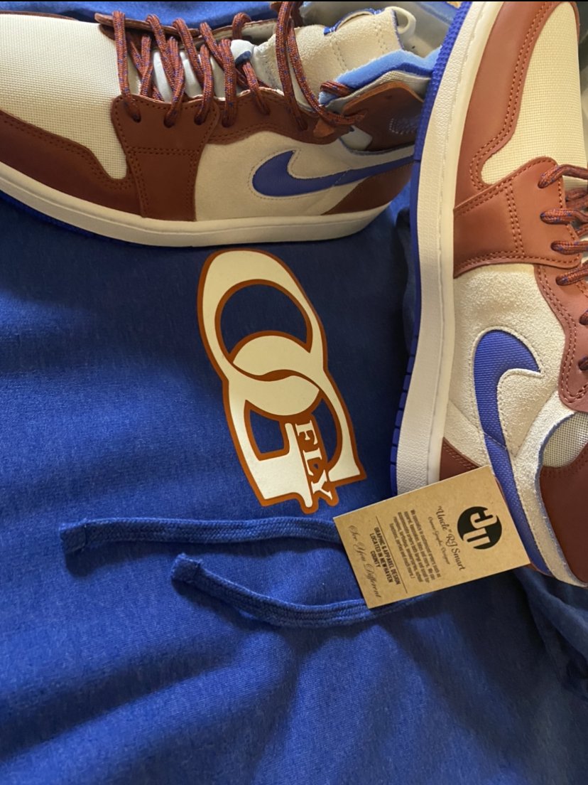 uncle_rjs's tweet photo. Its been a minute but...... #OGFLY #RSC @nike @seeyoudifferent AJ1Zoom https://t.co/7C7DRqJMet
