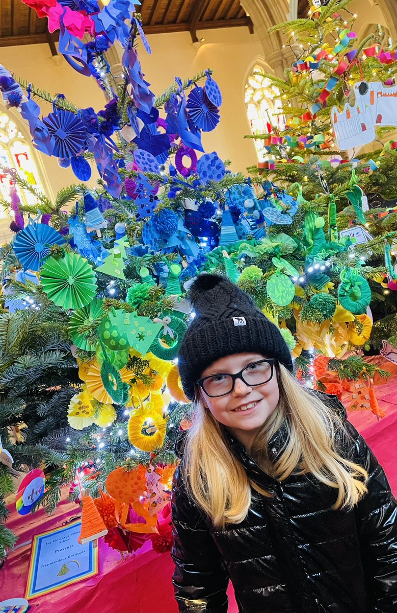 Amazing Christmas Tree <a href="/IvyChimneys/">Ivy Chimneys Primary</a>  🎄🎄🎄🎄🎄🎄🎄🎄🎄🎄🎄🎄