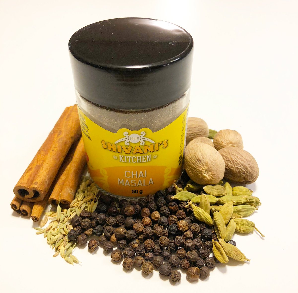 Not only used for a festive spiced tea 🍵 try Shivani's Chai Masala in your holiday baked goods, hot chocolates, shortbread cookies, crepes, scones, cupcakes, and more to ‘spice up your holiday baking and sweets.

SHOP Queen of Baking- Chai Masala 
➡️ow.ly/YBo150H1jb1