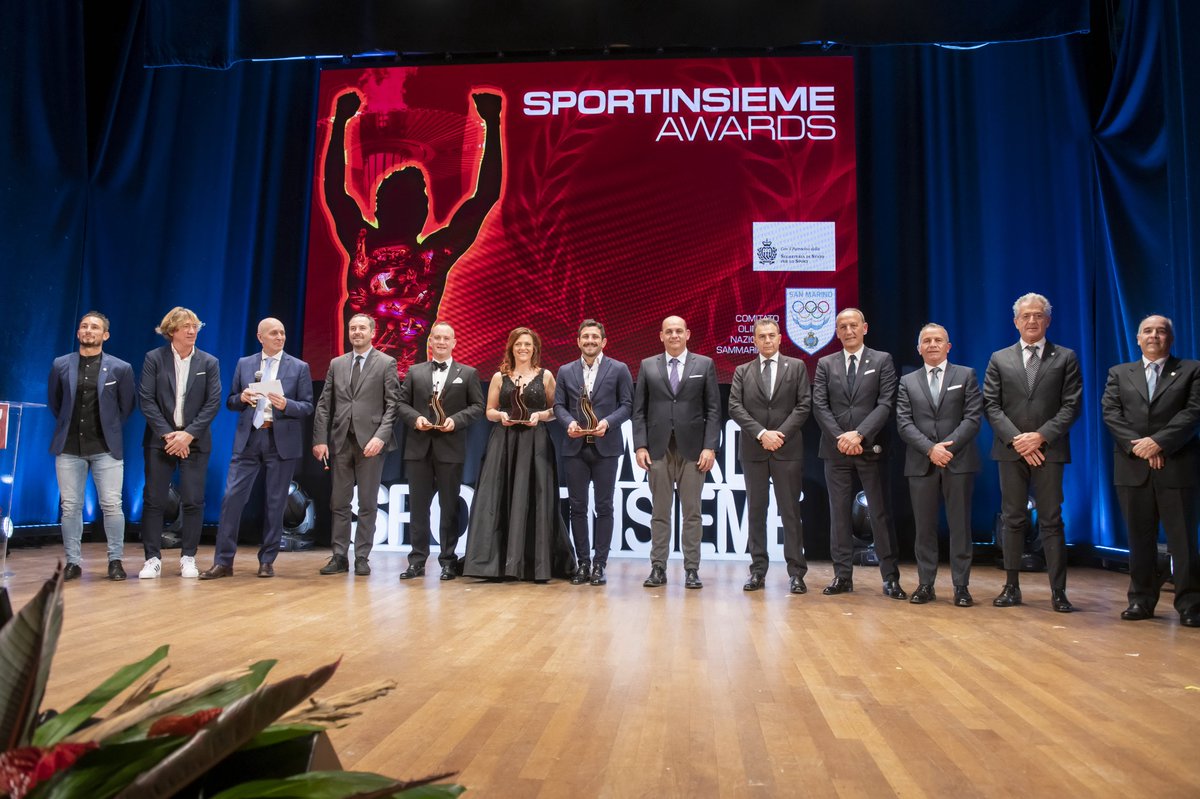 🏆 <a href="/aleperilli88/">Alessandra Perilli</a> , Gian Marco Berti e Myles Amine sono gli Atleti dell'Anno 2021. 
L’incoronazione è avvenuta ieri sera, al culmine della serata del <a href="/NOCSanMarino/">NOC San Marino</a>  #SportinsiemeAwards