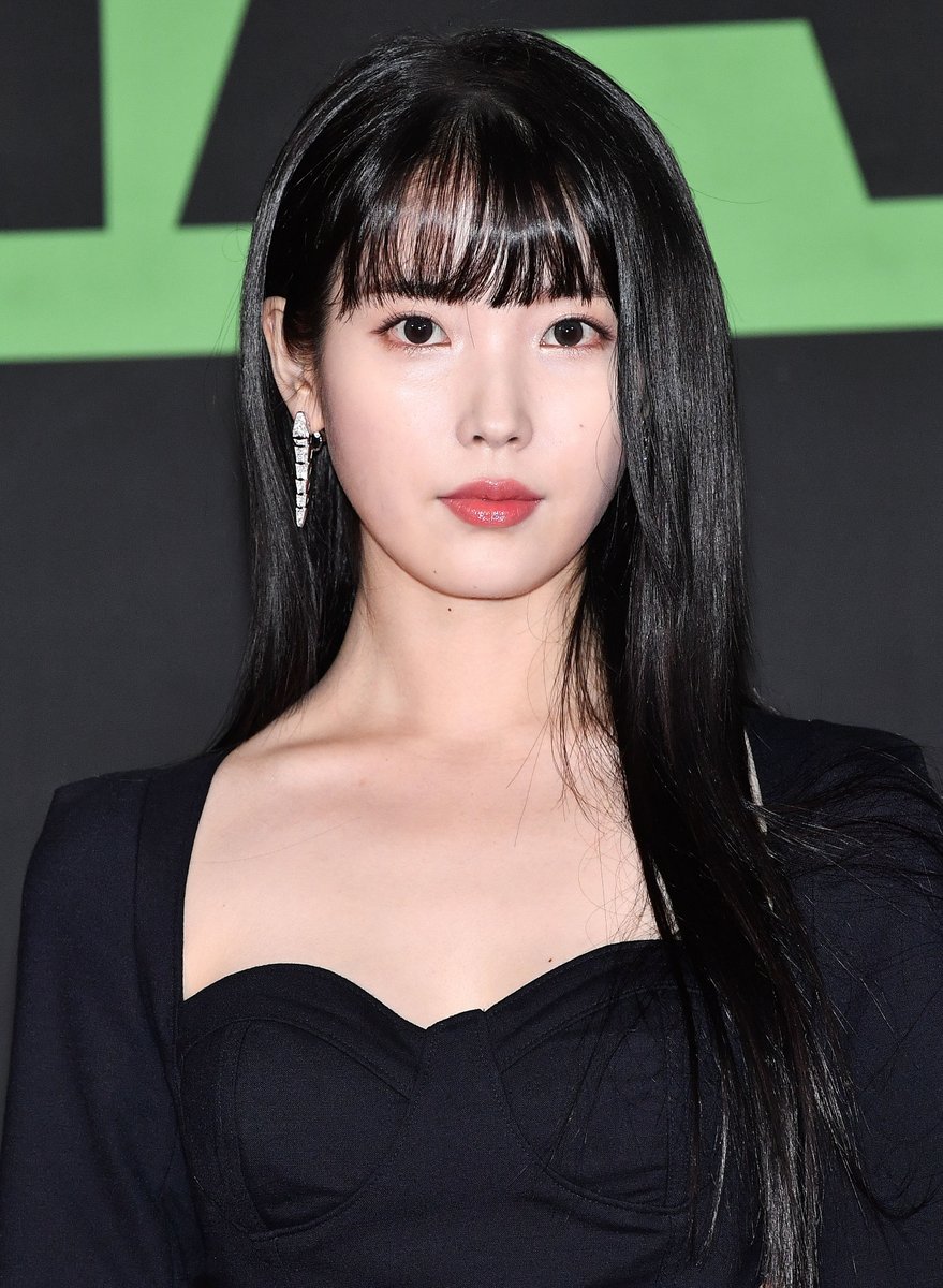 melon's tweet photo. #MMA2021 포토월 사진 공개📸
#아이유 #IU

#MMA #MMA2021 #멜론뮤직어워드 @_IUofficial https://t.co/j8OX1xgCKM