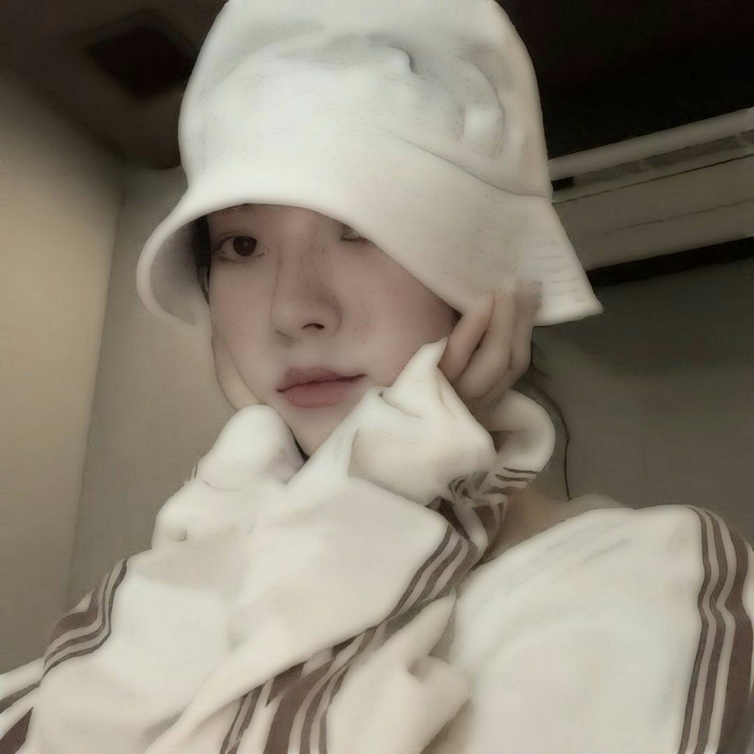 rena ajah tweet media