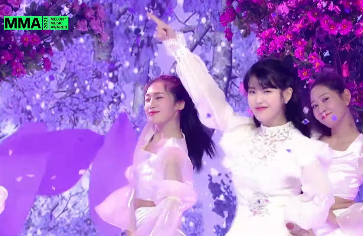 StanIU10's tweet photo. Congrats to our Queen IU.
well-deserved!!!!

Next target:
#MAMAVOTE #iu https://t.co/JTirD6kWkm