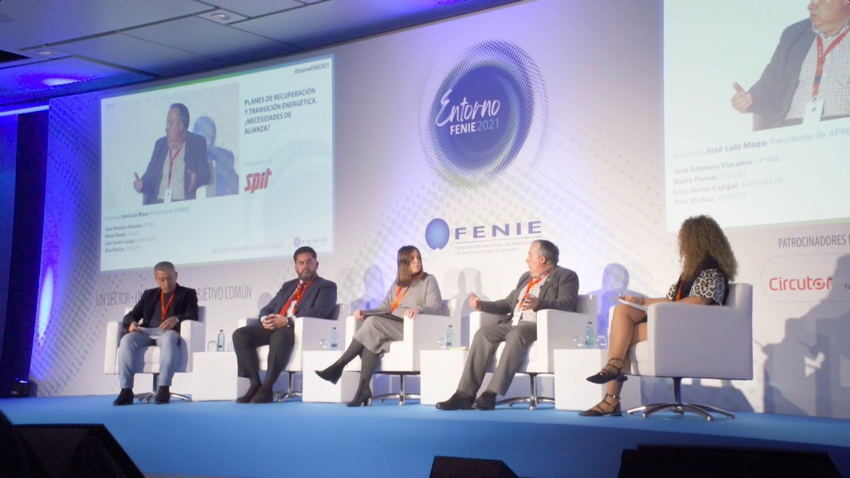 javizcaino_'s tweet photo. Encantado de haber participado en Entorno Fenie dentro de una de las mesas de debate, concretamente la dedicada a alianzas empresariales. Gran experiencia.#Fenie #entornofenie #epyme #alianzas #cooperacion #cooperation #orvi https://t.co/nDkN2fzvDz