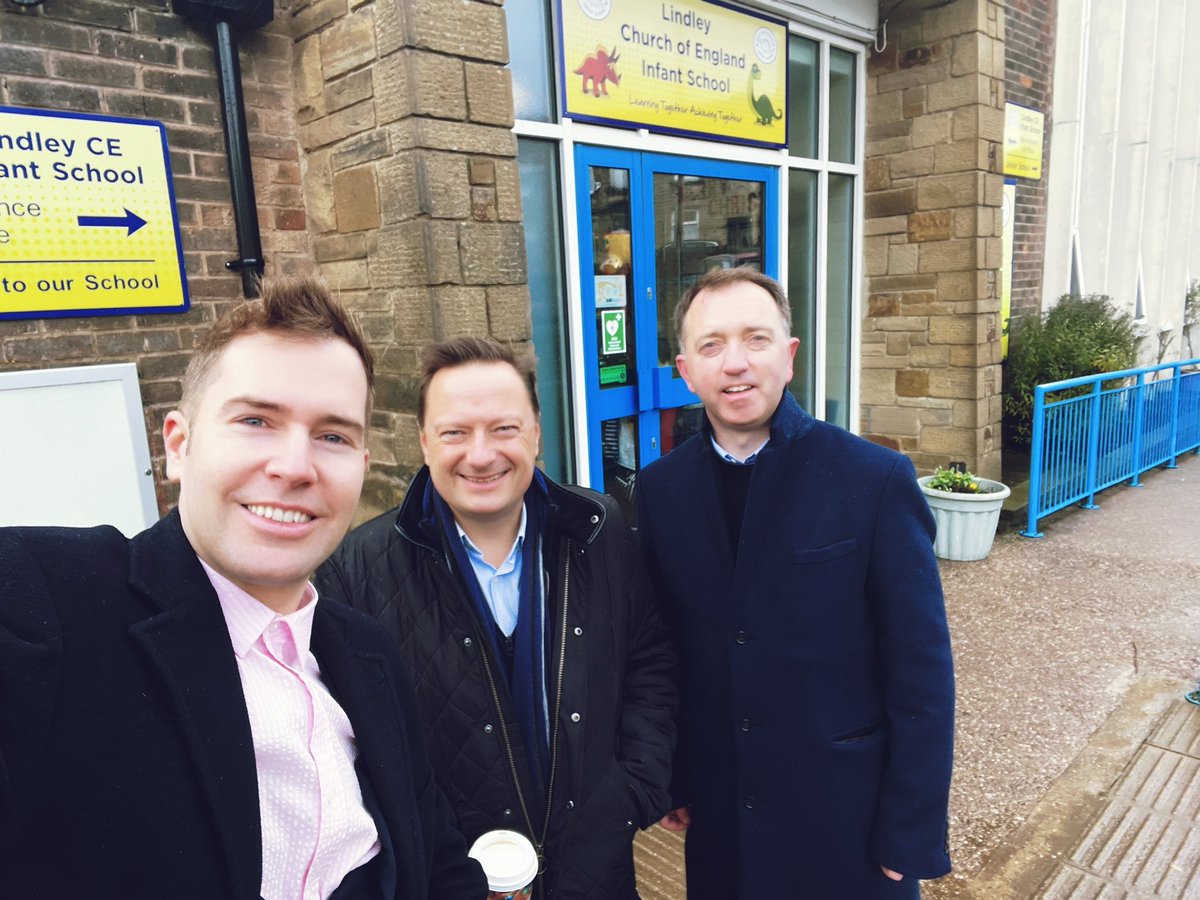 AdamGregg's tweet photo. 🛍️ Great to be out and about in #Lindley today &amp; visit Lindley Infant School Christmas Fair with @JasonMcCartney &amp; @DavidMHeathcote to support #SmallBusinessSaturday. Thanks to Friends of Lindley Infant School for organising a wonderful event! 
#lovelindley #lindley #shoplocal https://t.co/zvEAMW0jeC