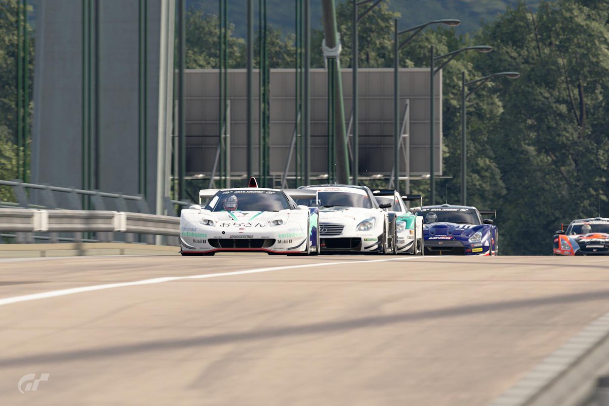 ochigin55's tweet photo. Rd.6 France GP
P6→→P4🎊

最終ラップまで接近戦が繰り広げられた第6戦
追い上げを図ったRedBull ochigin NSXは一歩及ばず4位入賞となりました！

次戦は表彰台の頂点へ！
ご声援ありがとうございました！

 #TGC_Season12
#おちぎんレーシング
#fight_ochigin https://t.co/S7SCehcH2k