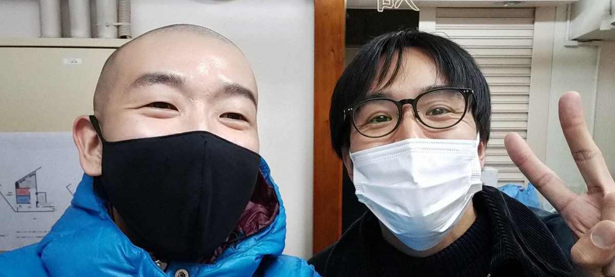 HYOUROX's tweet photo. さらば青春の光さんの株主総会に参加させて頂きました🙇動画で見た事ある人が沢山いて興奮でした🙇🙇全部トークも企画も凄かったです🙇🙇五反田ディズニーランドです🙇
今年1年、森東さんには沢山ドキドキを頂き皆様にも有難う御座いましたと伝えたいです🙇🙇
配信チケットhttps://t.co/J8HRyMdkBk https://t.co/Rc95FPB6E8