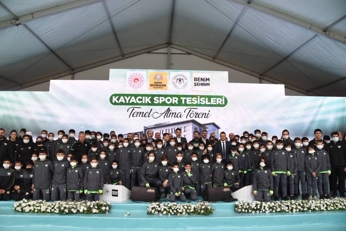 abdurrahman_shn's tweet photo. Çevre, Şehircilik ve İklim Değişikliği Bakanımız Sn @murat_kurum'un katılımlarıyla, Konya Büyükşehir Bld.tarafından yaptırılacak Konyaspor Kayacık Spor Tesisleri'nin temeli atıldı. 

Şehrimize ve Konyaspor Camiamıza hayırlı olmasını temenni ediyorum. 
@fatihozgokcen 
@konyaspor https://t.co/V5xOqDreTO