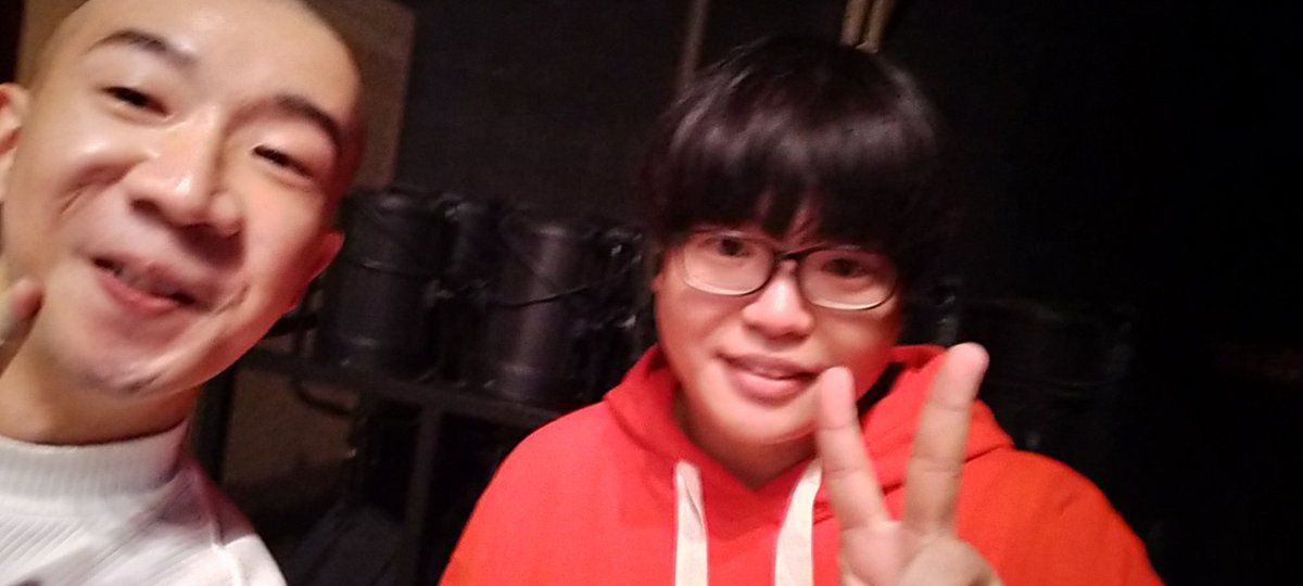 HYOUROX's tweet photo. さらば青春の光さんの株主総会に参加させて頂きました🙇動画で見た事ある人が沢山いて興奮でした🙇🙇全部トークも企画も凄かったです🙇🙇五反田ディズニーランドです🙇
今年1年、森東さんには沢山ドキドキを頂き皆様にも有難う御座いましたと伝えたいです🙇🙇
配信チケットhttps://t.co/J8HRyMdkBk https://t.co/Rc95FPB6E8