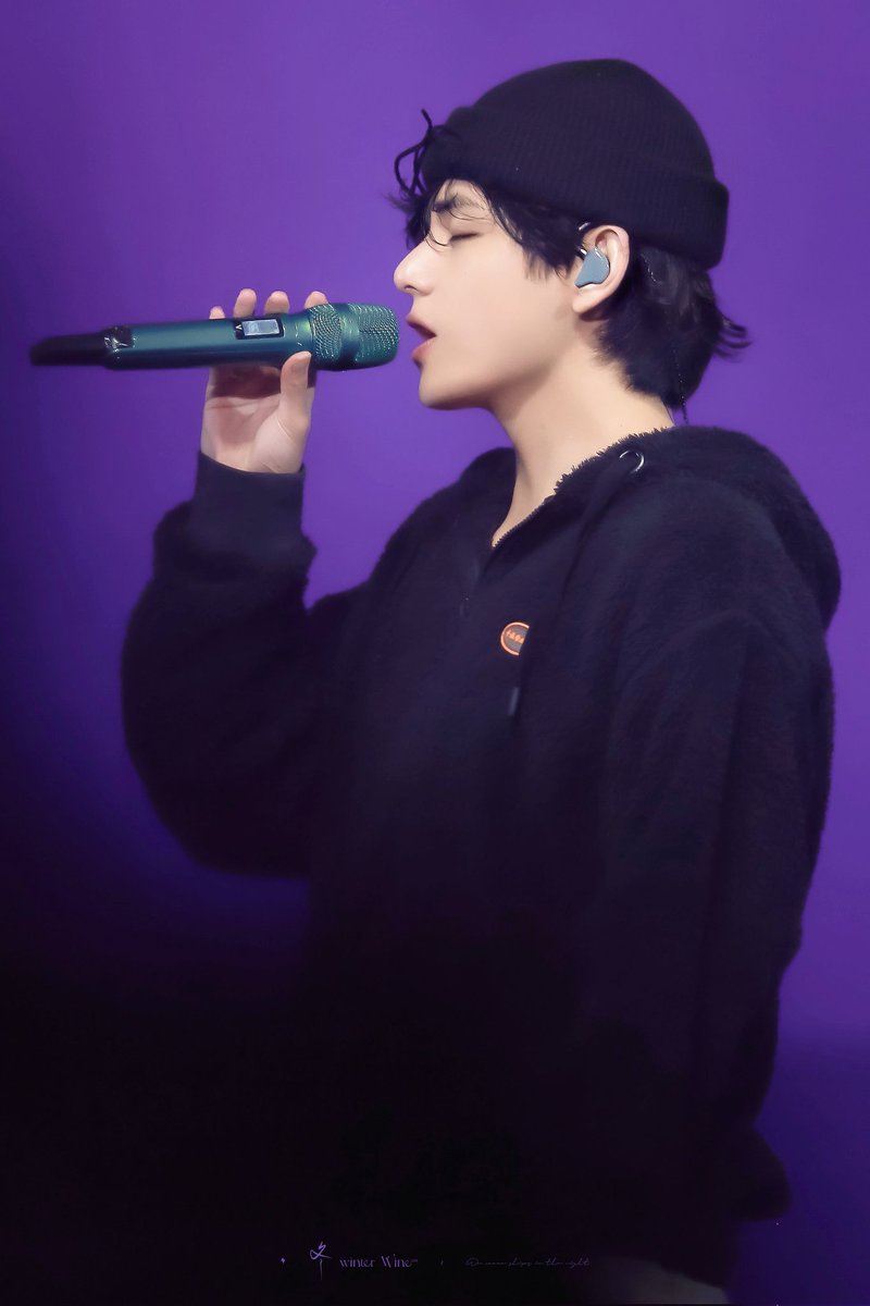 winterVVine1230's tweet photo. ▪︎HD▪︎  211127 PTD on stage in LA Day1 ​​​

🔮

#뷔 #태형 #김태형 #KIMTAEHYUNG #テテ #V #방탄소년단뷔 #방탄소년단
#BTS #BTSPermissionToDanceOnStageLA @BTS_twt https://t.co/jMncvcX8Ql