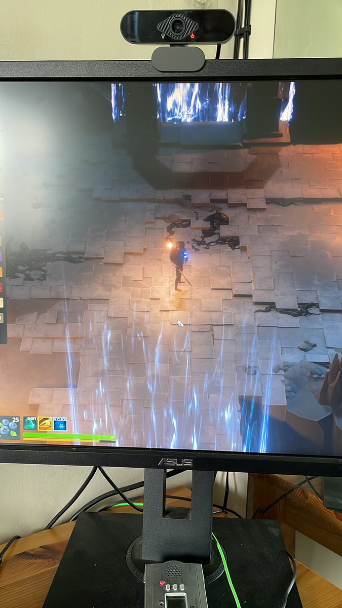 ButtonTristan's tweet photo. @FlowGameStudio bruh, roll back that update from just now, I’m stuck in the forgotten city and I can’t get out😂 https://t.co/Dosz1NRGRk
