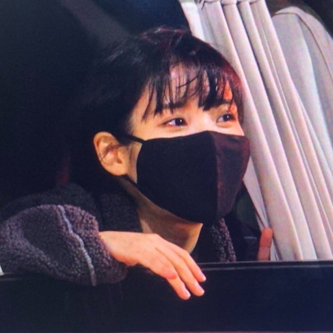 아이유 tweet media