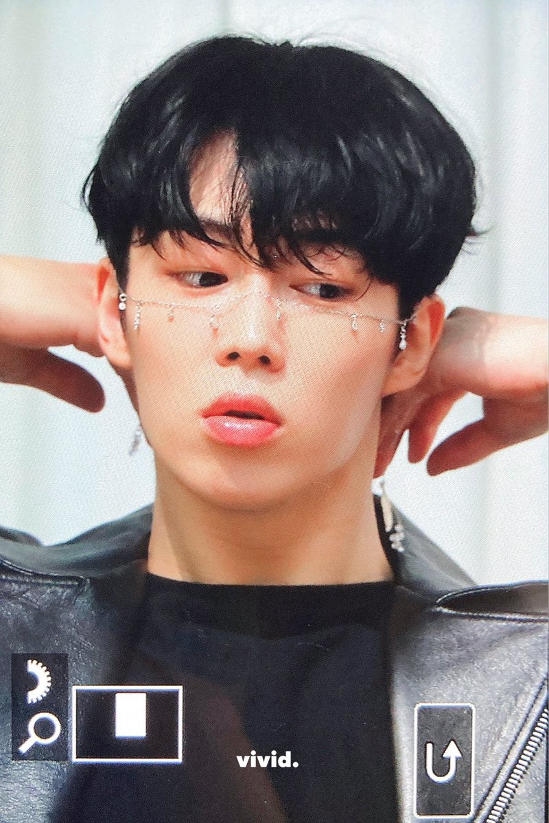 vivid_724's tweet photo. 211204 팬싸
#다원 #DAWON #SF9 
Holy… https://t.co/bfoWoh1dhv
