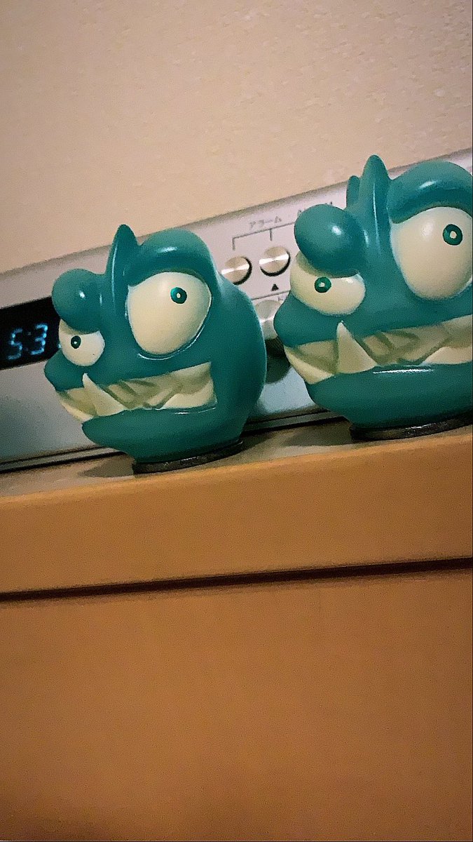 DaijiMan903's tweet photo. 地底怪獣クレイミー第二形態バブルス🦖

の販売を

アメイジング商店街 Vol.3
12/5(日) 11:00-17:00
都立産業貿易センター　
浜松町館4F

WARÉNENDO （No.33）

にて致します

#アメイジング商店街 
#アメイジング商店街vol3
#clayme
#TheRealソフビ職人Shit!
#WARÉNENDO
#sofvi
#sofubi 
#ソフビ https://t.co/ANeVKd3C9T