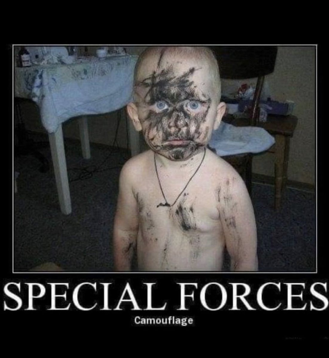 beesubin's tweet image. Starting young on the thrills of combat camouflage 😇

#SplForces #specialops