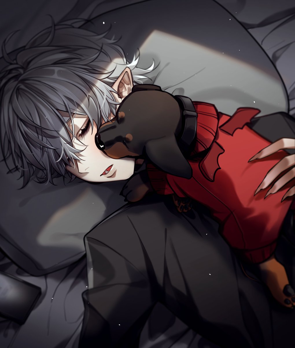 kuzuha (nijisanji) sleeping 1boy male focus pointy ears pillow phone grey hair  illustration images