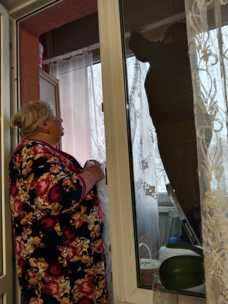 KCSON_ISTOK's tweet photo. Новоульяновское ОСОД. Декада инвалидов. Акция,, Чистый дом, чистая квартира.,, ПСУ Гусакова С. И., Гусакова И. И. (инвалид 2гр.) соц. работник Мелькова Н. В. с. Криуши. https://t.co/RUchoLsZIq
