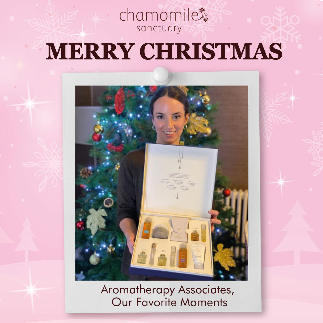 ChamomileSpa's tweet photo. The beautiful Our Favourite Moments by Aromatherapy Associates is Helga's favourite! 

This is everything you need in a gift for a loved one or yourself! 

Relax and reset this Christmas.🎄
https://t.co/XMcwwyiFu5 https://t.co/ag7XI3f8y1