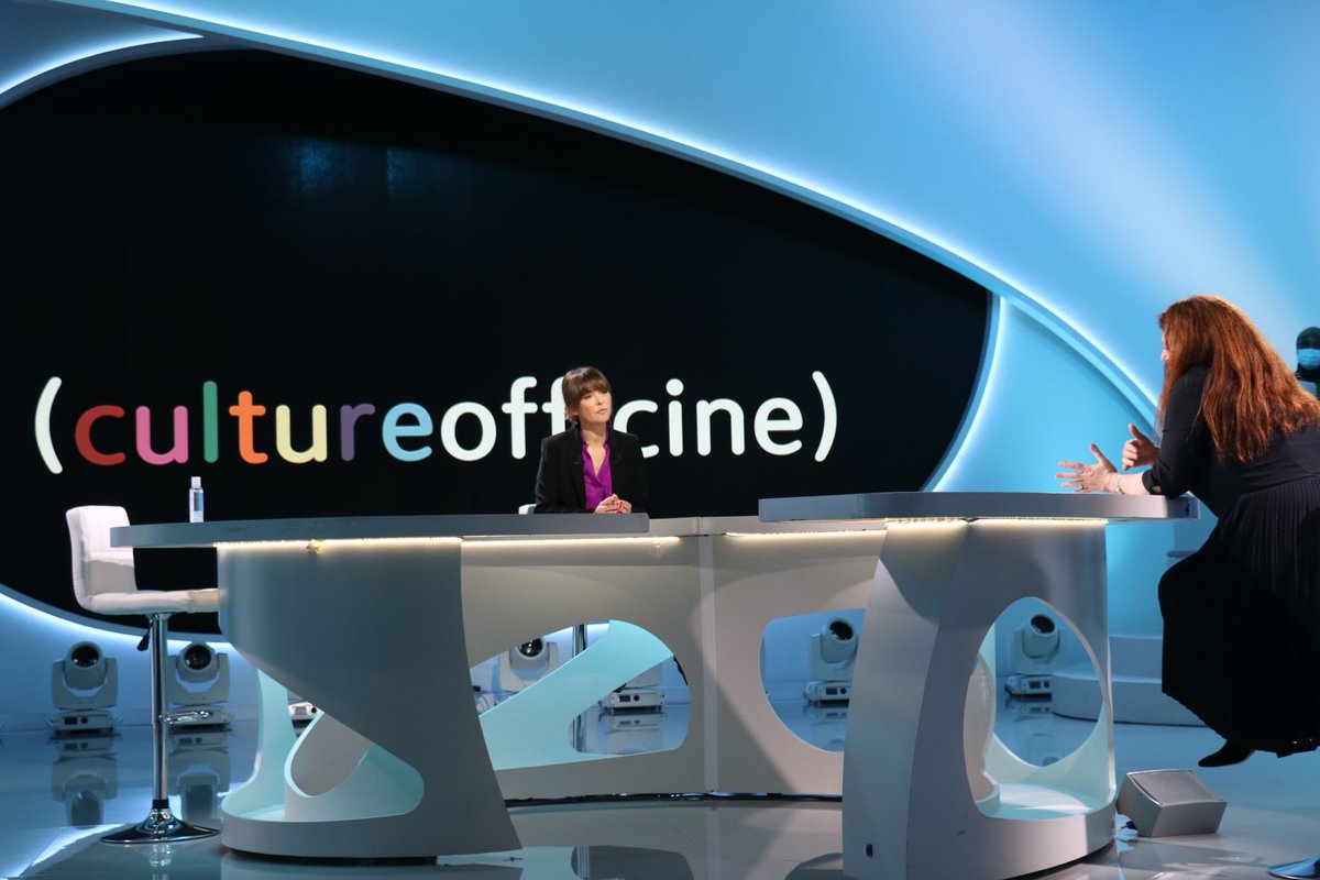 #CongresPHR 📢 C’est parti pour cette seconde journée en direct du congrès des 30 ans ! On démarre avec un débat sur les nouveaux relais de croissance de l’officine ! 💻 Restez connectés ! #Pharmacien #Retail #Officine