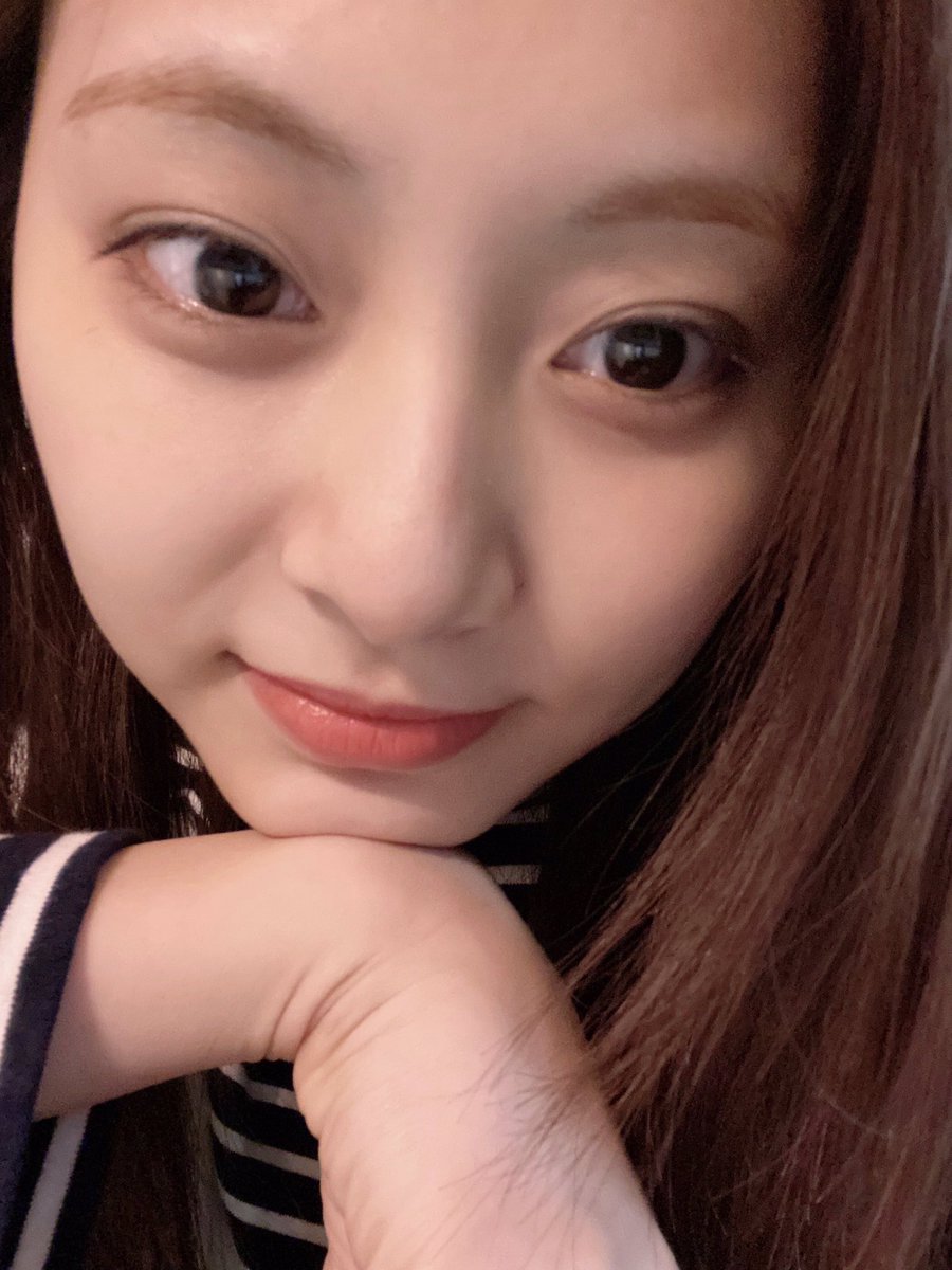 supporttzuyu99's tweet photo. 🥰😍

#쯔위 #TZUYU #ツウィ #จื่อวี #子瑜 https://t.co/I0fJofWD7O