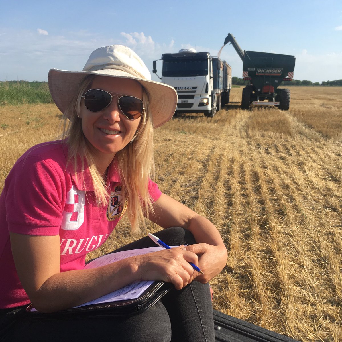 toranza_fabio's tweet image. El único camino es seguir y mejorar con creatividad y esfuerzo. Nos gusta lo que hacemos, seguimos nuestros sueños.
#Producimos responsablemente