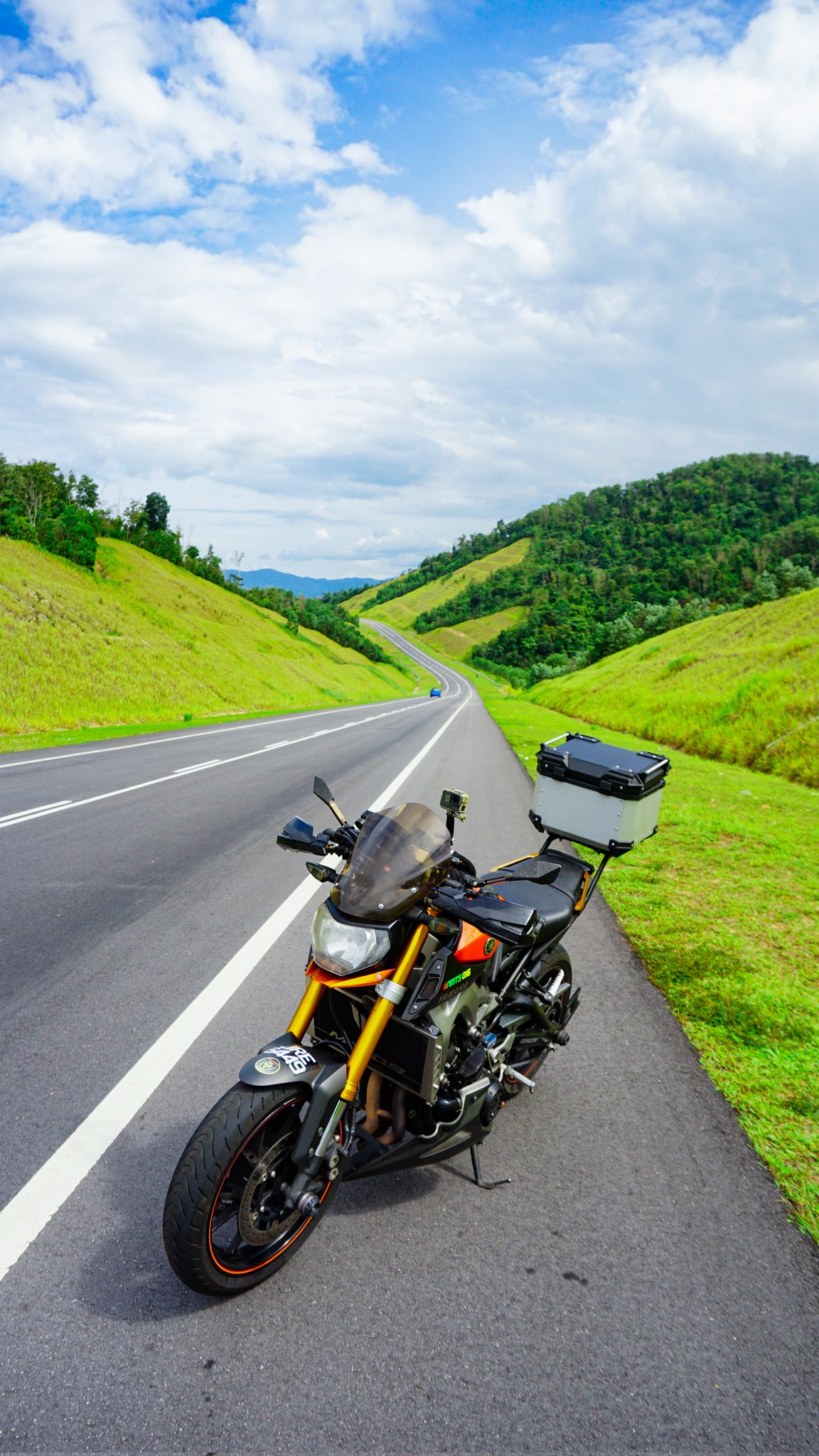 Temiang pantai jalan Cops to