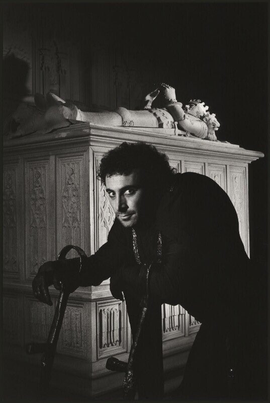izzyisabelbutt's tweet image. Fool, of thyself speak well.Fool, do not flatter. KING ANTONY SHER RICHARD III, v.iii