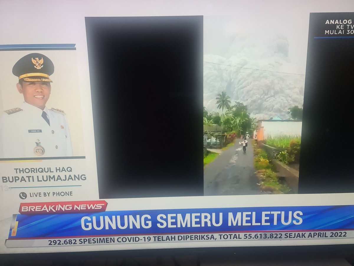 Breaking News
Gunung Semeru meletus