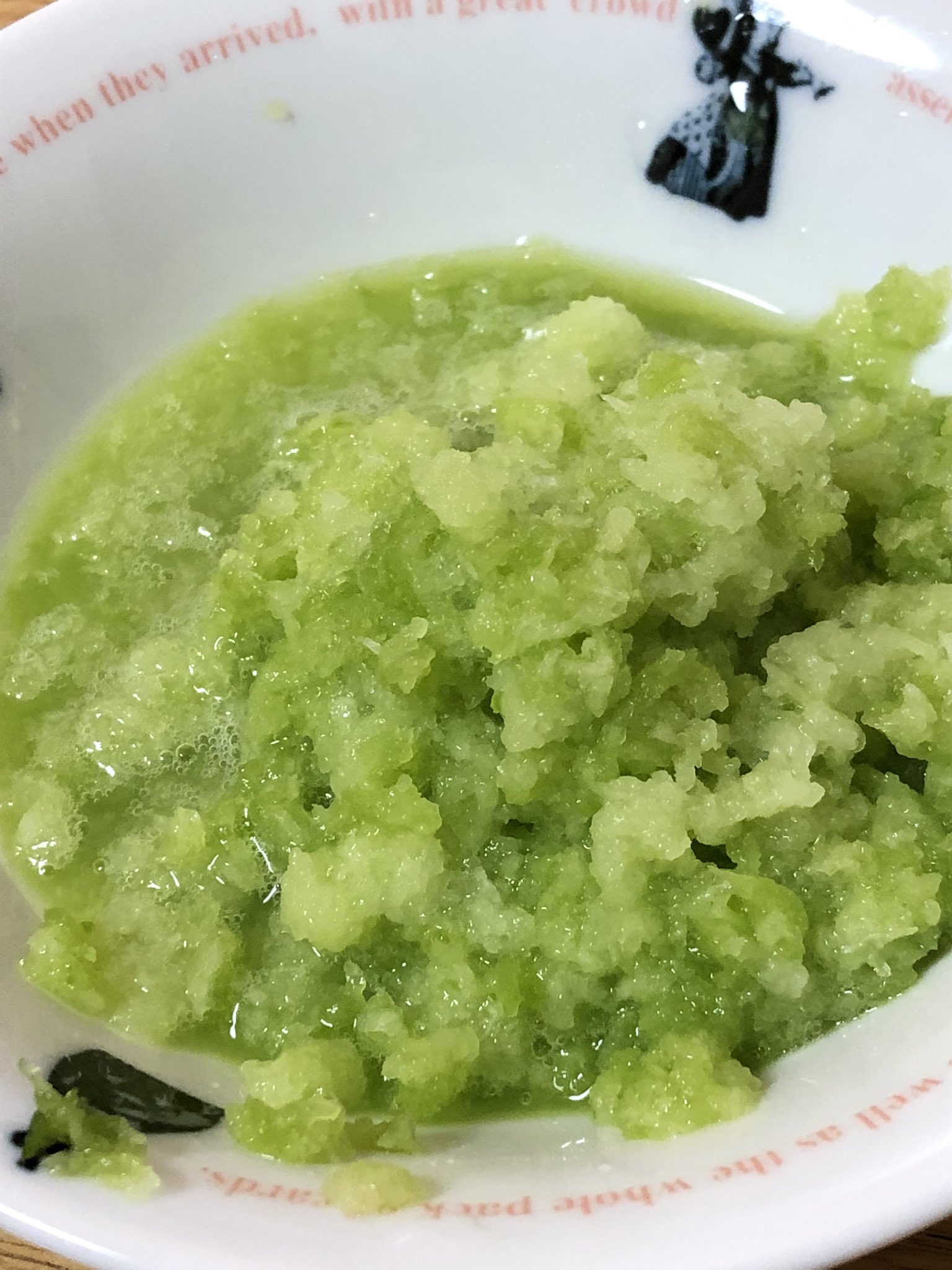 ごんちゃんfarm カラー大根を何種類か育てているのですが 青大根のすりおろしがキレイだったのでパシャリ ビタミンが豊富らしい W オシャレなお店でカラー大根とか出てきたら感心しちゃう カラー大根 ビタミン大根 ごんちゃん