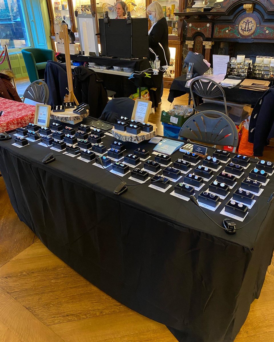 Chris_Walker78's tweet photo. Come down to @BankfieldMuseum today for the free Xmas craft fair. Some wonderful independent makers for you to buy your Xmas gifts from!
#xmasgifts #SmallBusinessSaturday https://t.co/63jKicotih