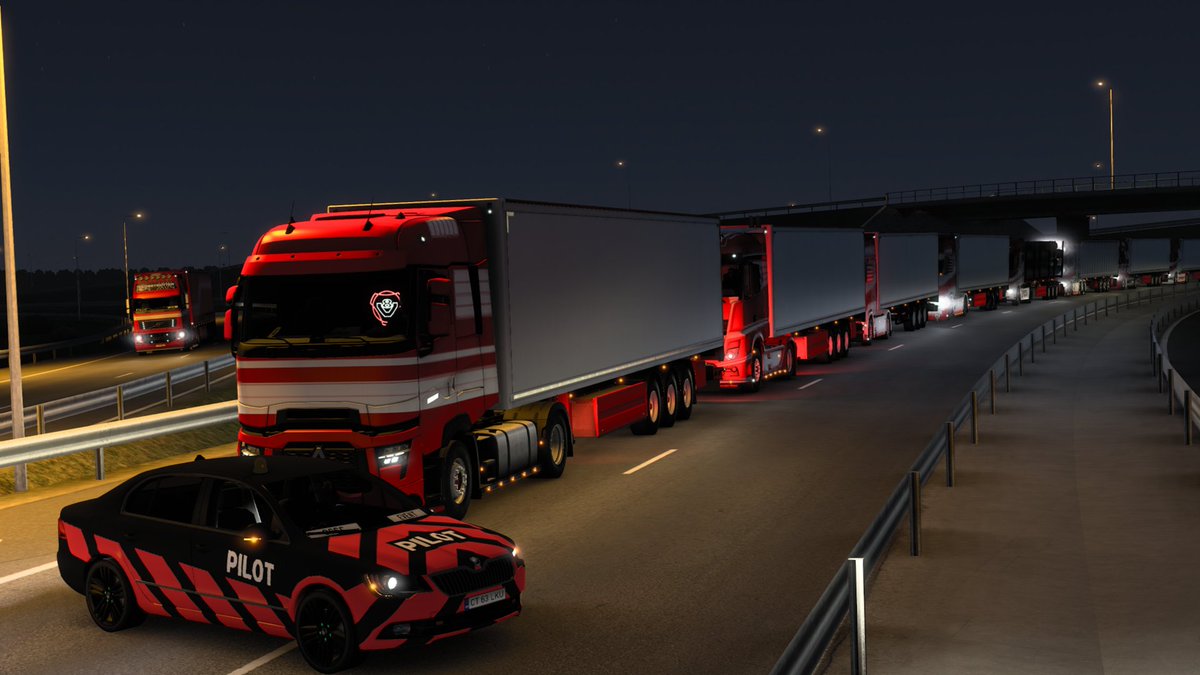 Demir Logistics attended in the celebrations of Auf Achse's vtc year.

While waiting to move in the convoy, we had the opportunity to take pictures here.

#DemirLogistics #ETS2 #TruckersMP