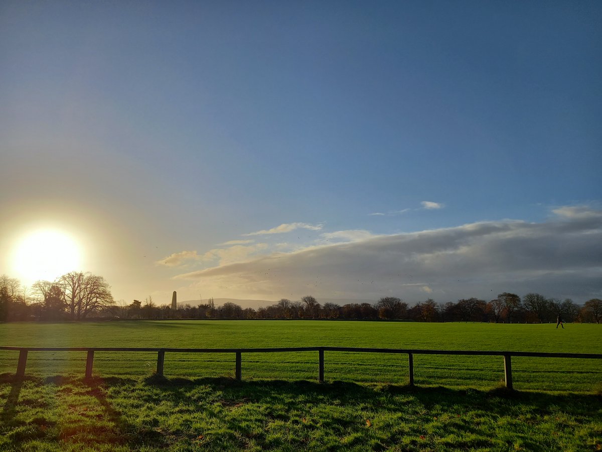 Delighted to support the #WADrunIreland this morning. It was a chilly but sunkissed morning in Dublin's Phoenix Park.

Check out all the craic about the event and why it's happening over @SHC_Cork.

#WorldAIDSDay
#KnowYourStatus 
#UequalsU