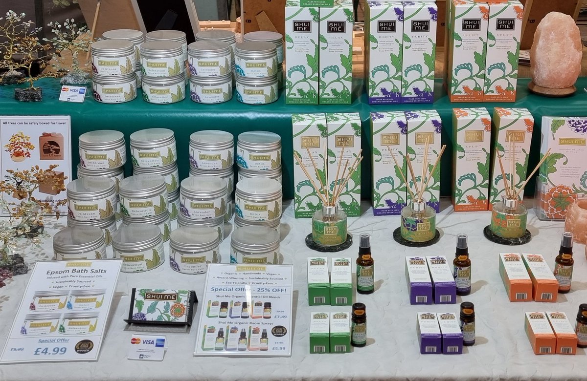 shui_me's tweet photo. Great to be back at @jubileemarket75 today. Pop along and say hi 🎄👋🎄 https://t.co/VkFKlfG5Bq