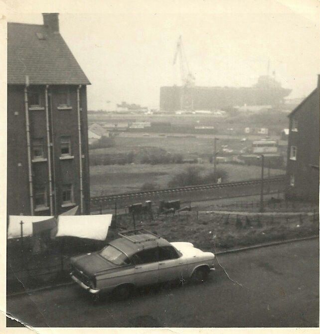 YourWullie's tweet photo. Gibshill, Greenock, 1950s.
Photo Billy Sinclair https://t.co/r8E0qHCjNX
