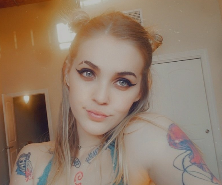 Ash Wells tweet media