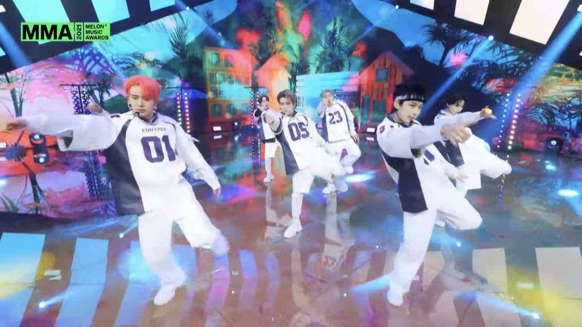 enhypenupdates's tweet image. [PHOTO] 211204

ENHYPEN delivering a powerful performance their &amp;lt;Intro Performance&amp;gt;, &amp;lt;Drunk-Dazed&amp;gt; and &amp;lt;Tamed-Dashed&amp;gt; at the 2021 Melon Music Awards!

ENHYPEN GLOWS ON MMA
#ENHYPENon2021MMA @ENHYPEN_members @ENHYPEN #ENHYPEN #엔하이픈