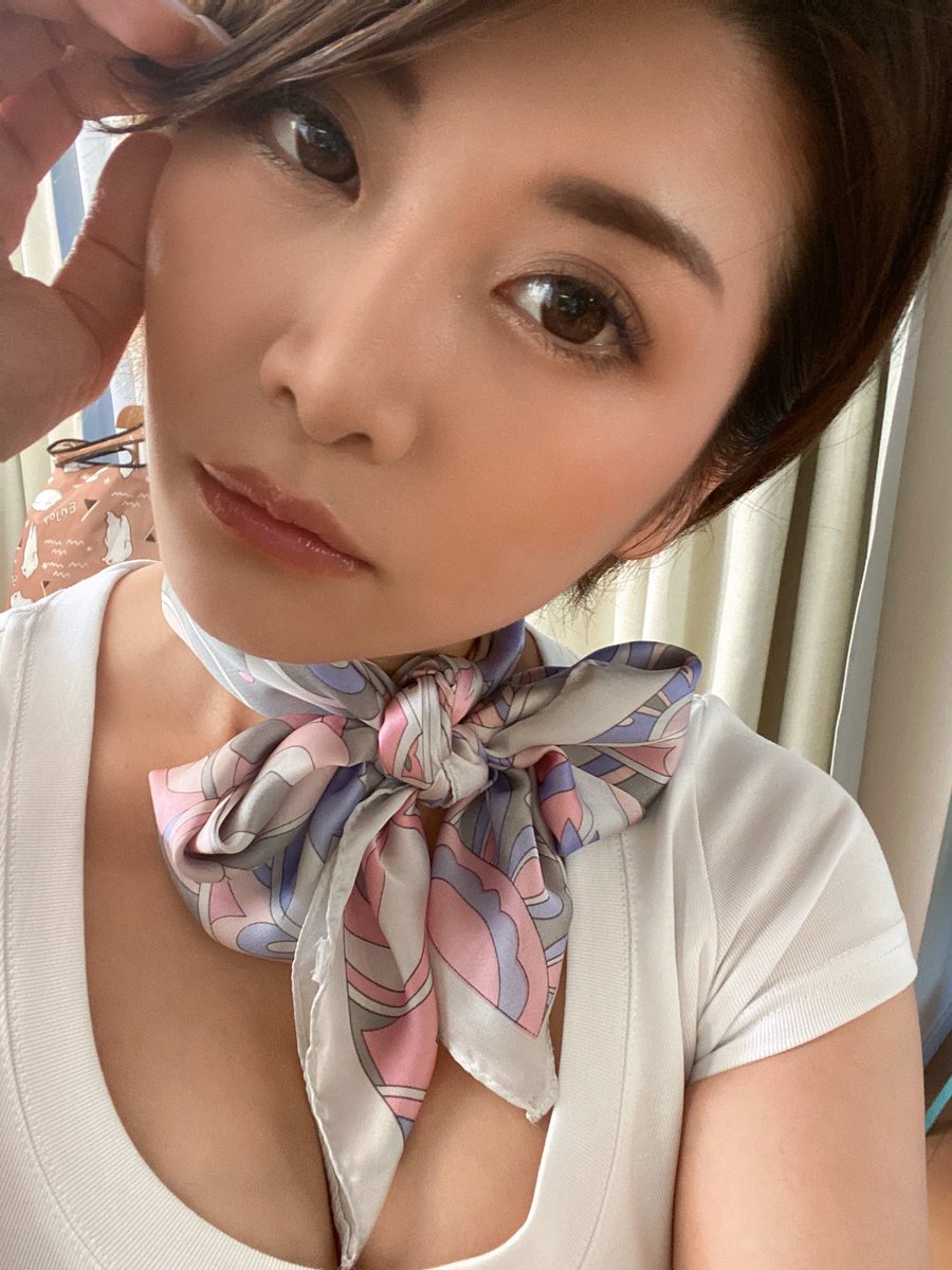 NiceBoobsList's tweet photo. 推川ゆうり(@yuri_oshikawa)
ゆうりさんの可愛い写真集めてみた♪ https://t.co/XbZQapb7m4