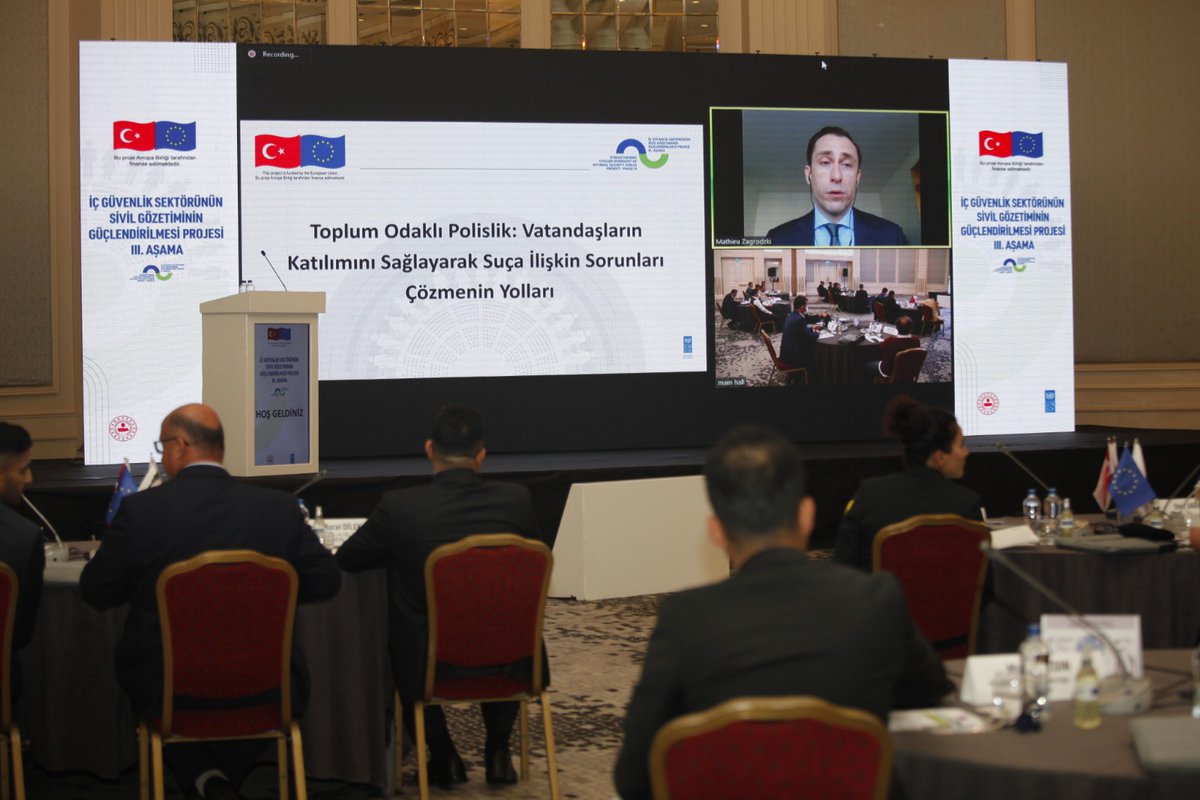 Projenin D.1.2 aktivitesi kapsamında Temel Haklar Perspektifinden Sivil ve Demokratik Gözetime Dayalı Suç Önleme Eğitimi 22-23 Kasım’da Yerel Önleme ve Güvenlik Kurullarında yer alan emniyet, jandarma ve sahil güvenlik temsilcileriyle İstanbul'da gerçekleşti.

#undp #undptürkiye