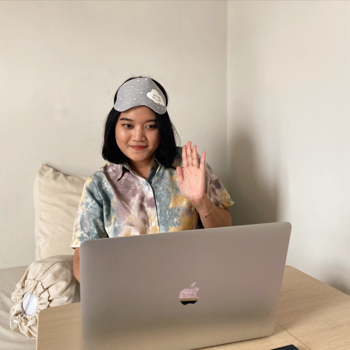 lookecosmetics's tweet photo. Ada apa nih nanti malem?👀
Ada pajamas party bareng #TheGoddessGang ! Use your comfiest pajamas dan yuk seru seruan bareng Looké🥰🥰
Buat yang belum join TGG harap bersabar dan tetep pantengin yaa untuk info batch selanjutnya😘 https://t.co/PRp58dDE56