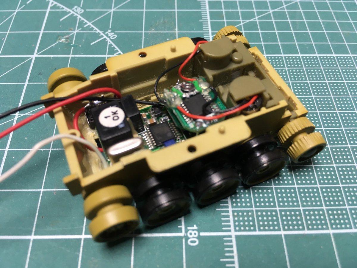 コンバットデジキューをFM40Mに換装してみる。
現在では失われた技術の集大成。