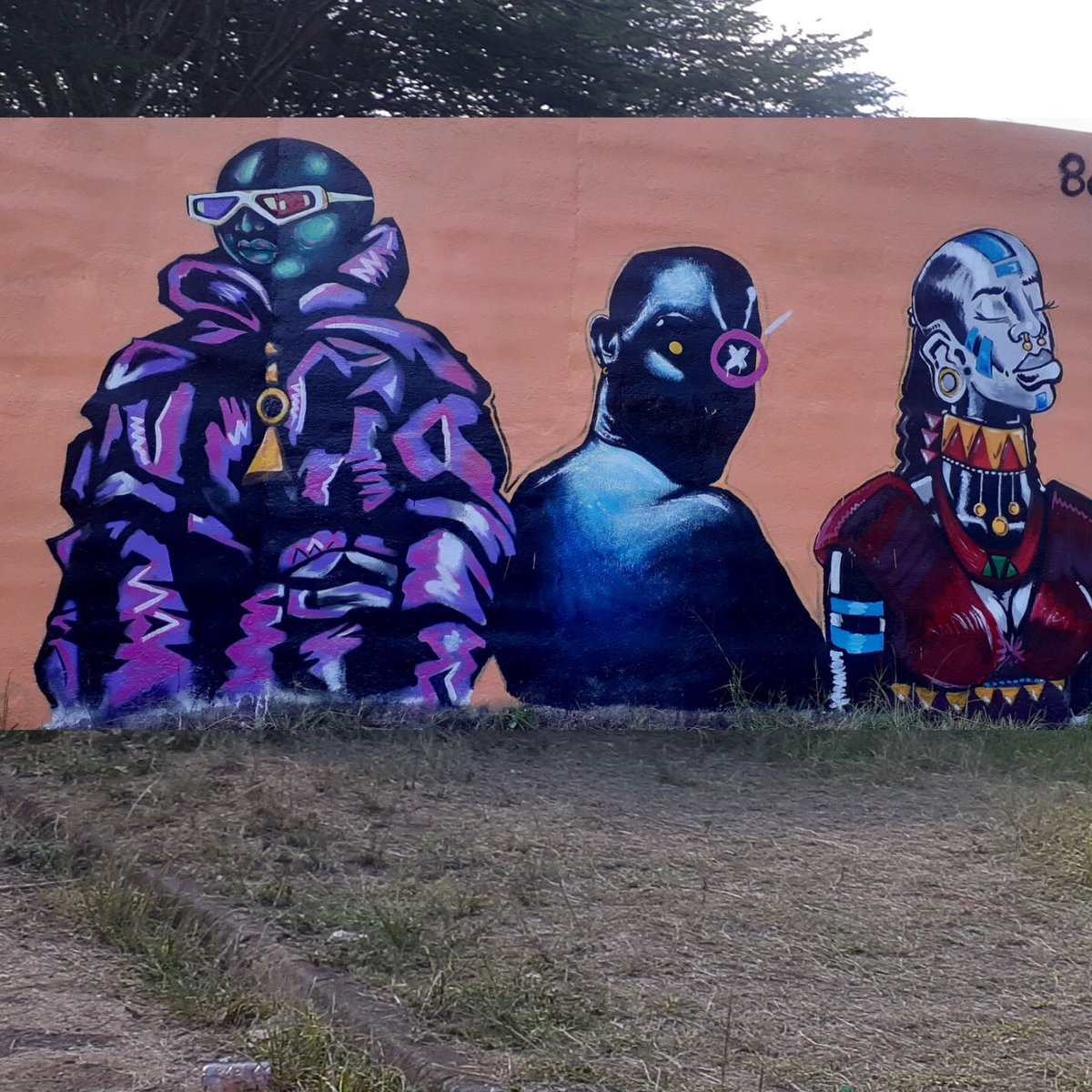 mianane_'s tweet photo. Here’s the complete mural 😍You can now get this piece and any other Mia Nane mural design as a print. 
We’ll be gifting some of our prints to you guys soon so feel free to keep an eye out 😉 #mianane https://t.co/V0E3jaAI7i
