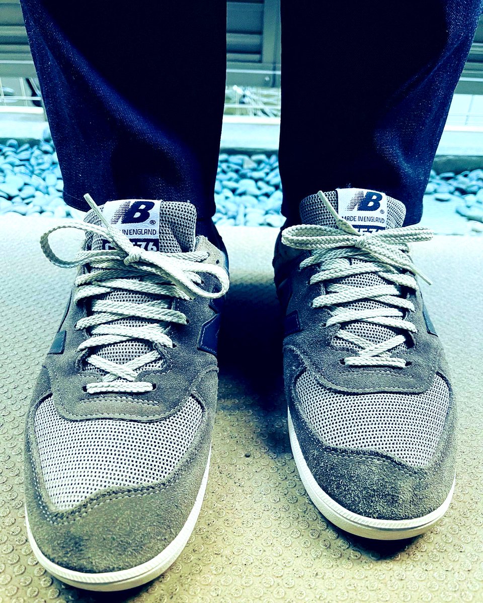 pakusako's tweet photo. シェラデザインのパーカーとか
なかなか久しぶりやなー
576のコートにMET24のデニム 。
#ニューバランス
#newbalance
#CT576OGG
#CT576
#MET24
#シェラデザインズ
#シェラデザインズマウンテンパーカー
#sierradesigns https://t.co/zKGK3pbayo