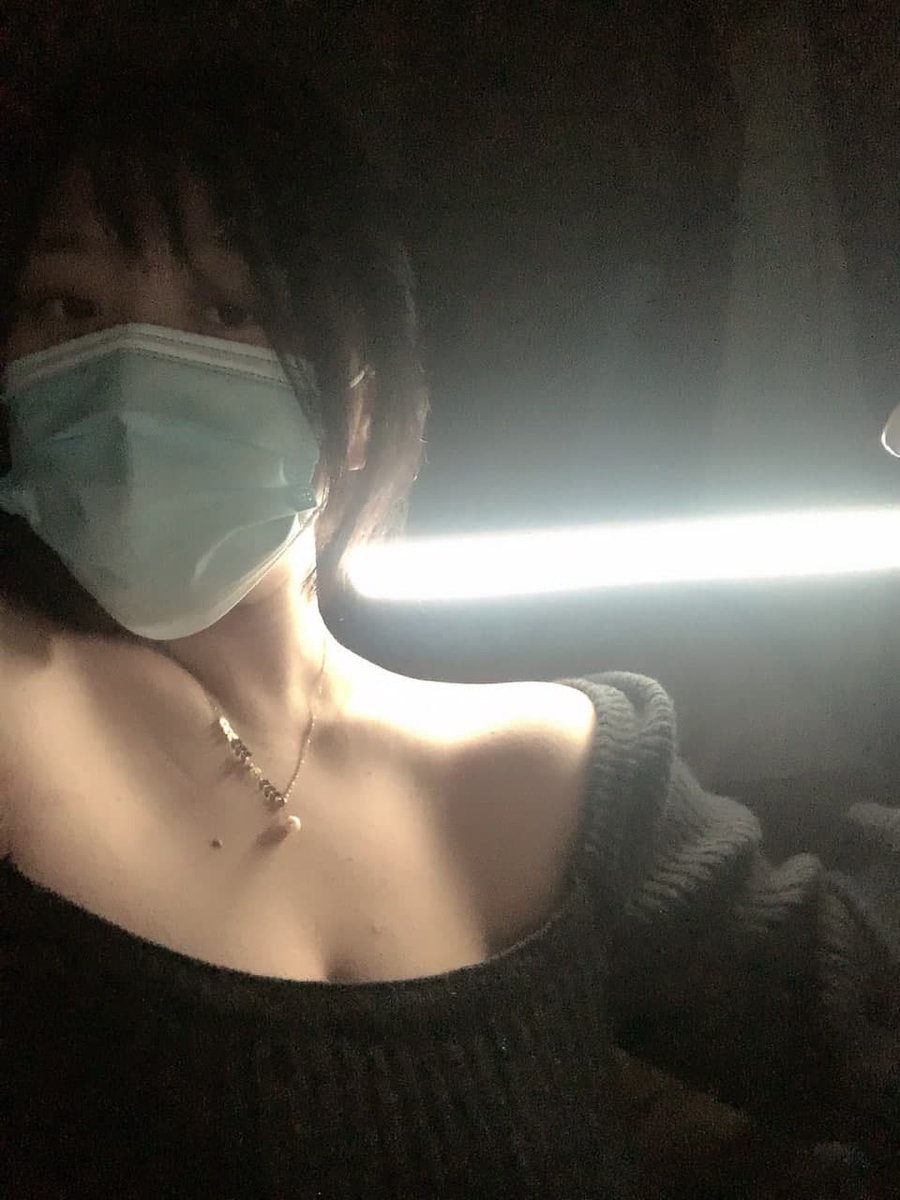 XGaXKxVEPZPUbmd's tweet photo. 喜欢光剑变身吗？第��次玩推特要注意些什么 私信都会回复 转推加评论抽取一名幸运男粉丝 https://t.co/o6edMqZb6s