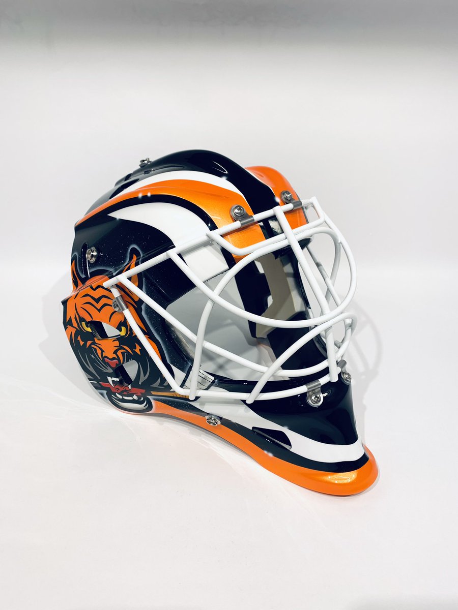 TemeDesign's tweet photo. -Tigers-
Ari Lintunen
Team: Rauma Tigers
Mask: Wall W7
2021

Arille sivuihin isot tiikeri-logot ja muuten pelipaidan raidoitus. Takalevyyn Rauman vaakuna. #tigers #rauma @raumafi #temedesigns https://t.co/WVjdJMwKhZ