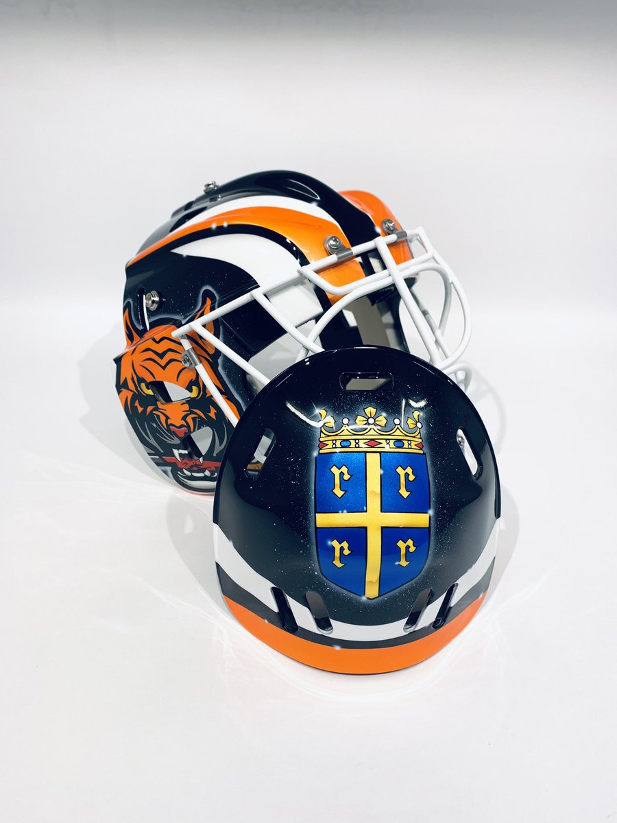 -Tigers-
Ari Lintunen
Team: Rauma Tigers
Mask: Wall W7
2021

Arille sivuihin isot tiikeri-logot ja muuten pelipaidan raidoitus. Takalevyyn Rauman vaakuna. #tigers #rauma <a href="/raumafi/">Rauman kaupunki</a> #temedesigns