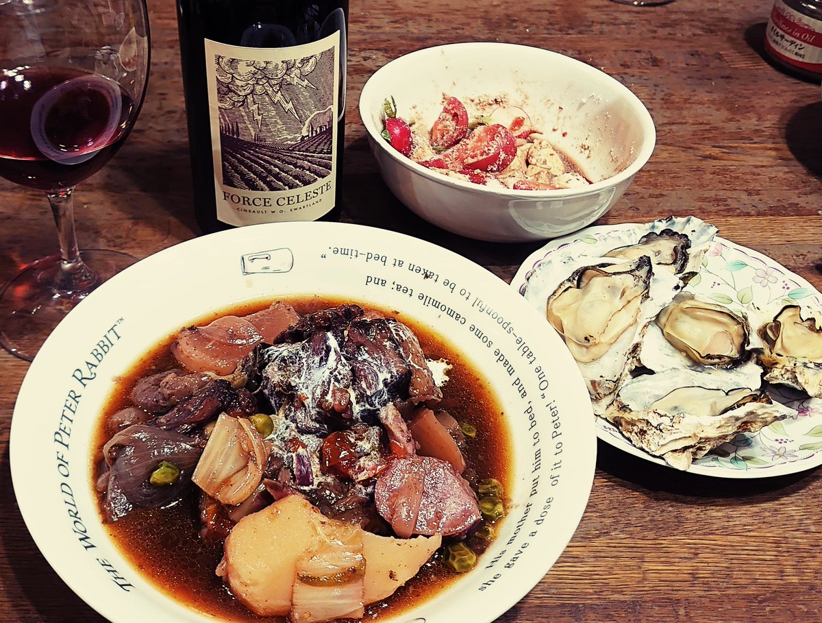 gaopiano323's tweet photo. 南アフリカのワイン。
カシスや土の香り。
#ワイン
#redwine
#forceceleste
#南アフリカ
#motherrockwines
#赤ワイン
#マリアージュ https://t.co/mLiOeS7XsA